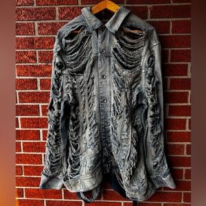 Rick Owens jumbo worker jacket destroyed denim
Size M NWT